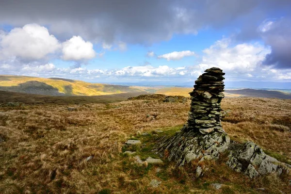 Harrop Pike marker cairn — Stok fotoğraf