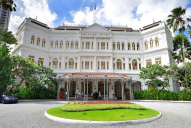 Raffles Hotel Spingapore ziyaretçilere