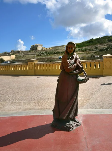 El Santuario Nacional bendito virgen de TA 'pinu en Gharb —  Fotos de Stock