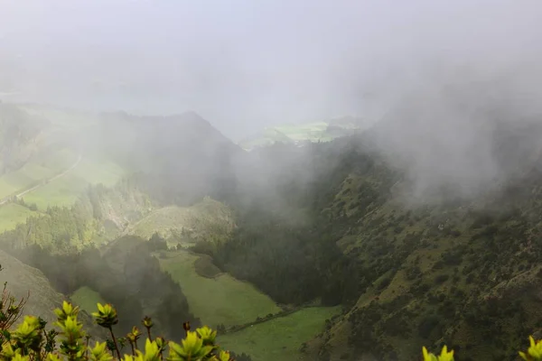 Low Clouds Twin Lakes Azores — Stock Photo, Image