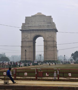 Delhi, India - 7th November 2019:The India Gate in the morning smog
