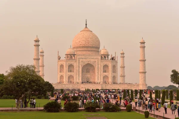 Taj Mahal Agra Índia Novembro 2019 Taj Mahal Multidões Espera — Fotografia de Stock