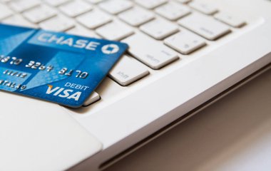 Bangkok, Th - 27 Ocak 2017: Banka kartı Chase Bankası üzerinde bir 