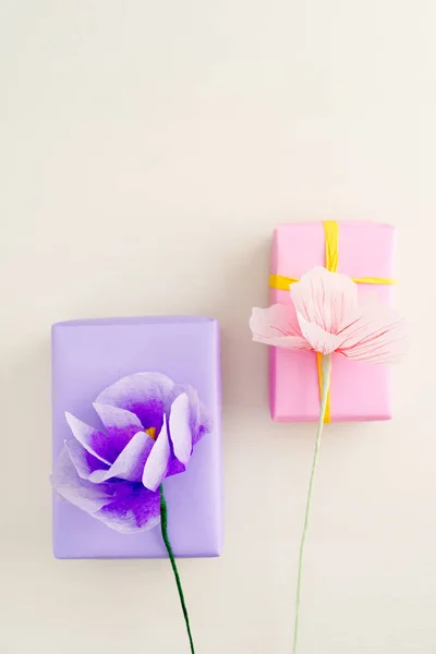종이 꽃 선물 상자 — 스톡 사진