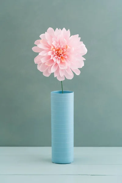 Enda papper dahlia — Stockfoto