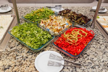 Kase taze salata ve biber ile