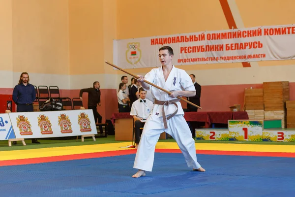 Kata-Meisterschaft bei den Junioren der Region Grodno Kyokushin Karate — Stockfoto