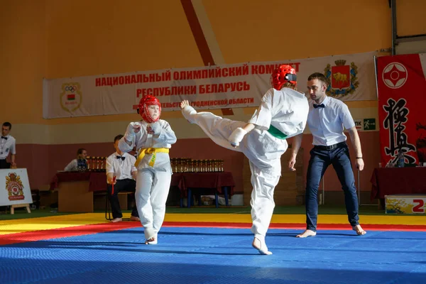 Битва на чемпіонаті бійців — стокове фото