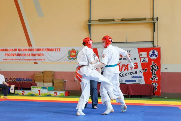 Битва на чемпіонаті бійців — стокове фото