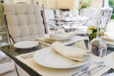 Dekore edilmiş bir tablo