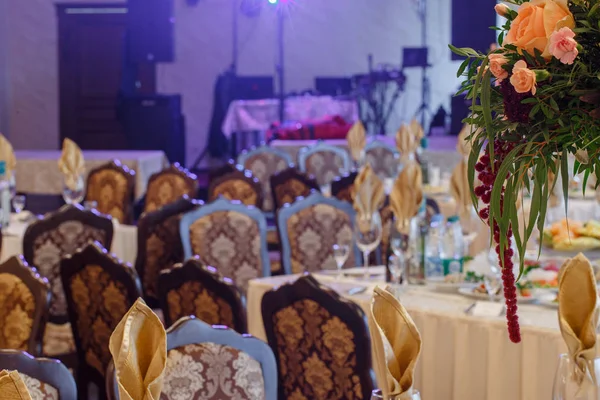 Served festive table in restaurant — Stock Photo, Image