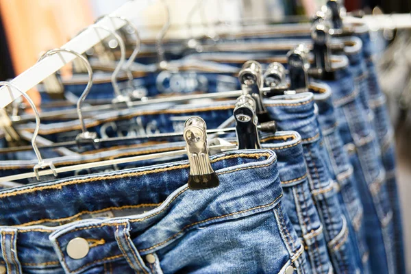 Conjunto de jeans azuis — Fotografia de Stock