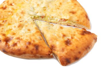 Kesilmiş ev yapımı ossetian turtasının yan görüntüsü