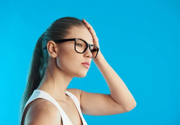 Vrouw lijden aan pijn — Stockfoto