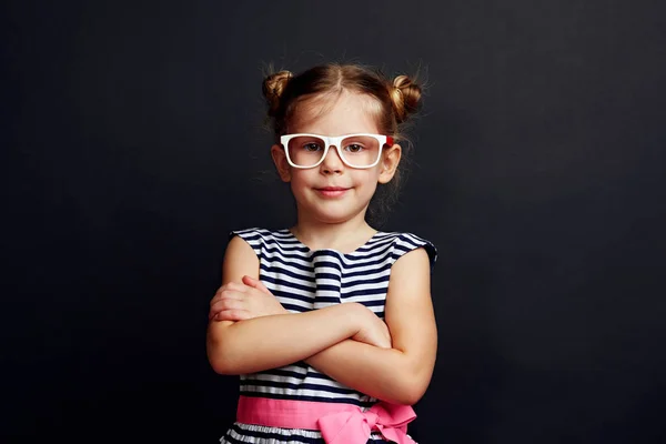 Moda Piękny Portret Urocza Dziewczyna Specyfikacji Stylową Fryzurę Studio Tło — Zdjęcie stockowe