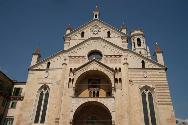 Καθεδρικός Ναός Πρόσοψη Βερόνα Ιταλία Μνημείο Παγκόσμιας Κληρονομιάς Της Unesco — Φωτογραφία Αρχείου