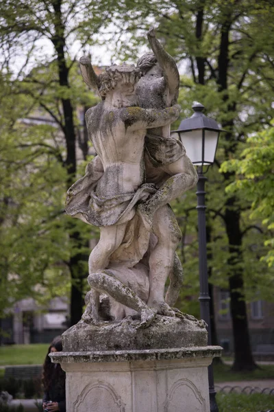 Statua Marmo Bianco Nei Giardini Pubblici Salvi Vicenza Proserpina Viene — Foto Stock