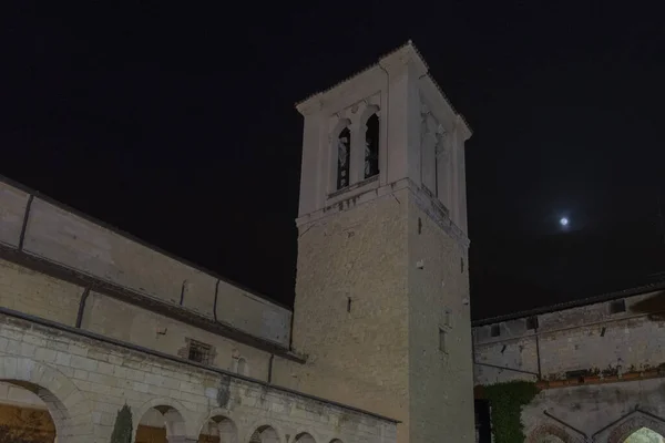 Foto Noturna Igreja San Giovanni Valle Verona Itália Detalhe Torre — Fotografia de Stock