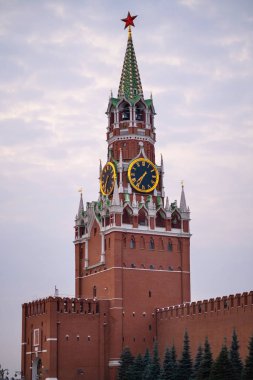 Moskova Kremlin saat kulesi Spasskaya