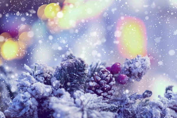 Kerstboom achtergrond close-up decoratie — Stockfoto