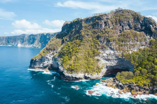 Küste von Nusa Penida — Stockfoto