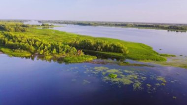 Riverland Göl Nehir