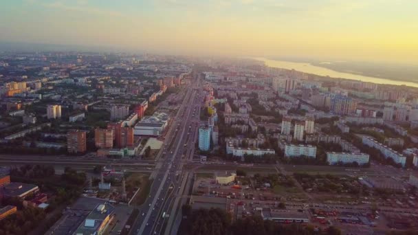 Ciudad de otoño aérea — Vídeos de Stock