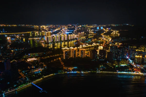 Località turistica notturna città — Foto Stock