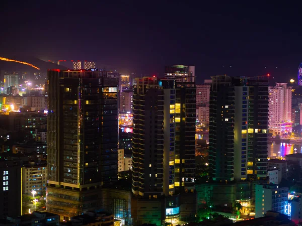 Ciudad moderna aérea — Foto de Stock