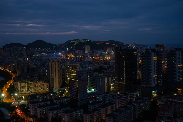 Moderní město v noci — Stock fotografie