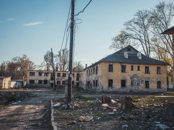 Cidade abandonada do edifício — Fotografia de Stock