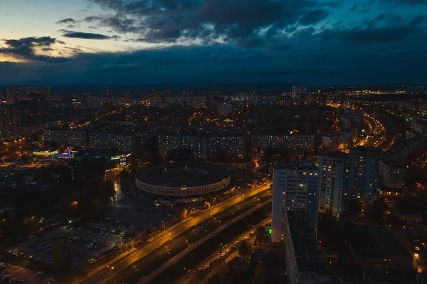 Nocne miasto anteny — Zdjęcie stockowe