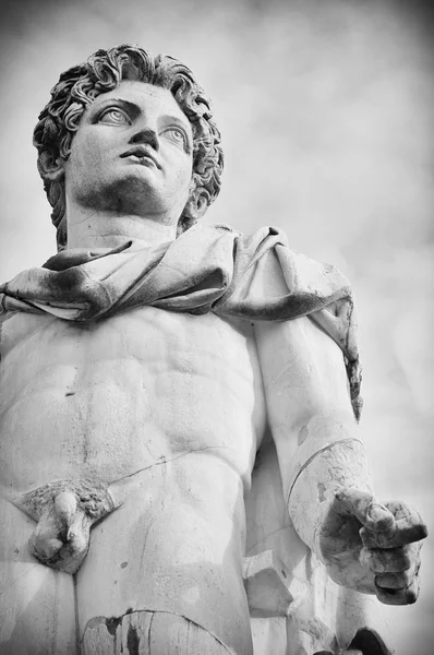 Roma, Estátua em Campidoglio — Fotografia de Stock