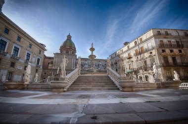 Piazza Pretoria, Sicilya bölgesindeki Palermo.
