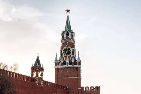 Der Spasskaja-Turm des Kreml in Moskau Stockbild