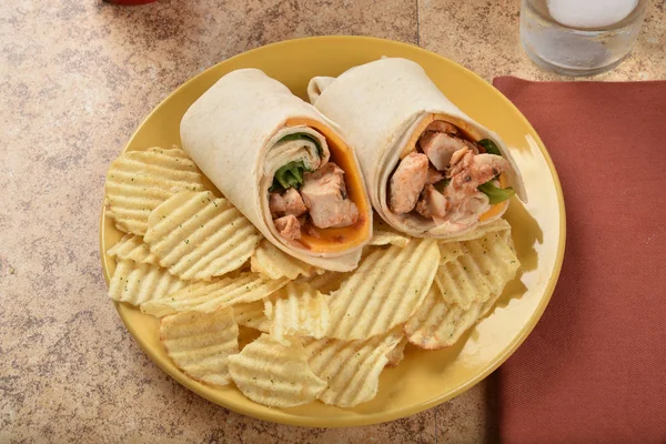 Chicken wrap szendvics — Stock Fotó