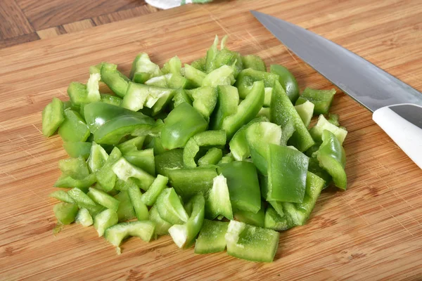 Diced green peppers — Stock Photo, Image