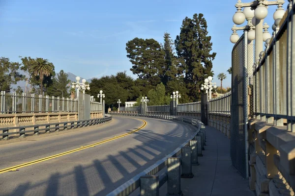 Historische oude brug — Stockfoto