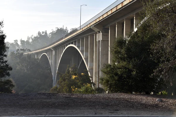 Colorado Street Bridge i Pasadena — Stockfoto