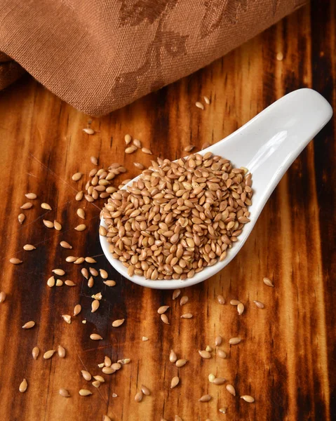 Healthy roasted flaxseeds — Stock Photo, Image