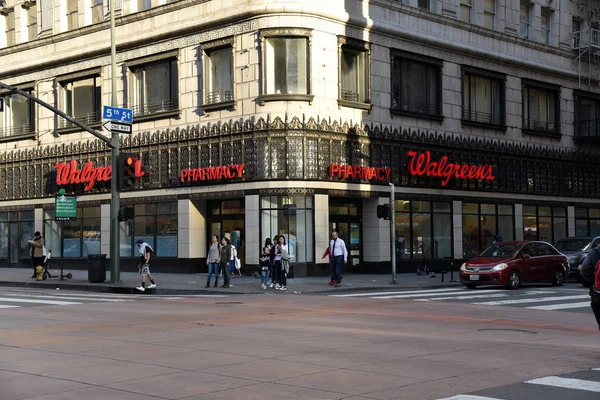 Walgreens Store nel centro di Los Angeles — Foto Stock