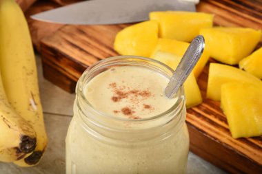 muz mango smoothie