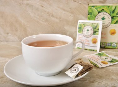 Bitkisel detoks yeşil çay