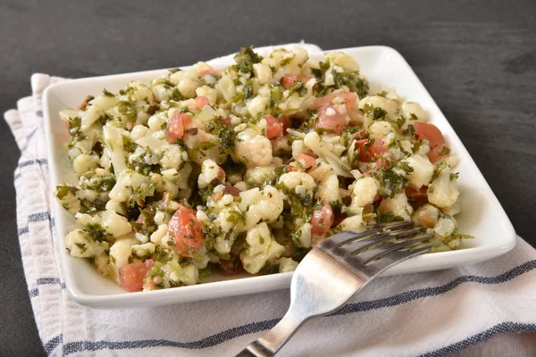 Insalata Tabbouleh Cavolfiore Gourmet Piatto — Foto Stock