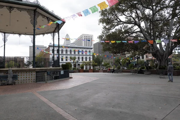 美国加利福尼亚州洛杉矶角 2020年3月19日 洛城大街广场 Olvera Street Plaza 一个受欢迎的洛杉矶旅游景点 在加州规定的检疫前已经荒废 原因是考罗纳维勒斯 — 图库照片