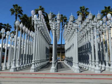 Los Angeles, CA - 26 Mart 2020: Urban Light, Los Angeles 'ın en popüler Instagram merkezi ve turistik merkezleri Coronavirus kapanması sırasında terk edildi