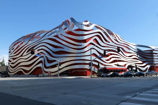 Los Angeles Usa March 2020 Deserted Streets Front Petersen Automotive — Stock Photo, Image