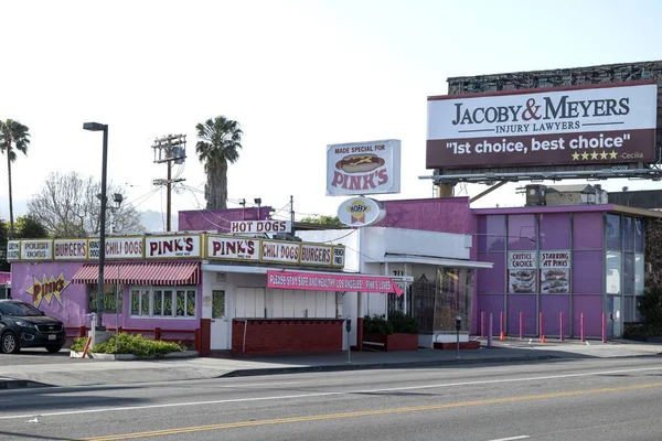 Los Angeles Квітня 2020 Famous Pinks Hot Dog Stand Голлівуді — стокове фото