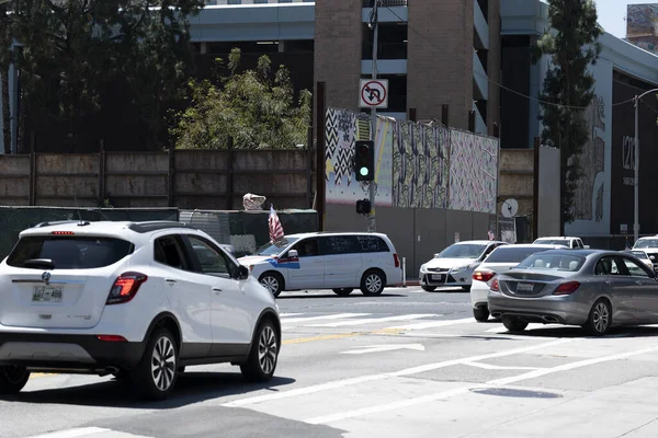 Los Angeles Usa Abril 2020 Manifestantes Automóviles Atascan Las Calles — Foto de Stock
