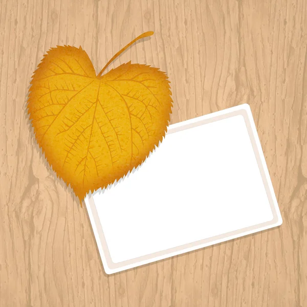 Foglia di cuore in autunno — Foto Stock